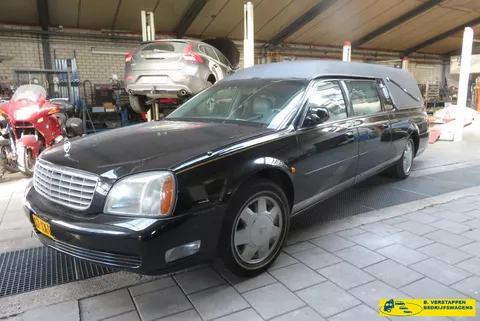 Cadillac DE VILLE Begrafenisauto / Lijkwagen. ZIE OMSCHRIJVING !!!